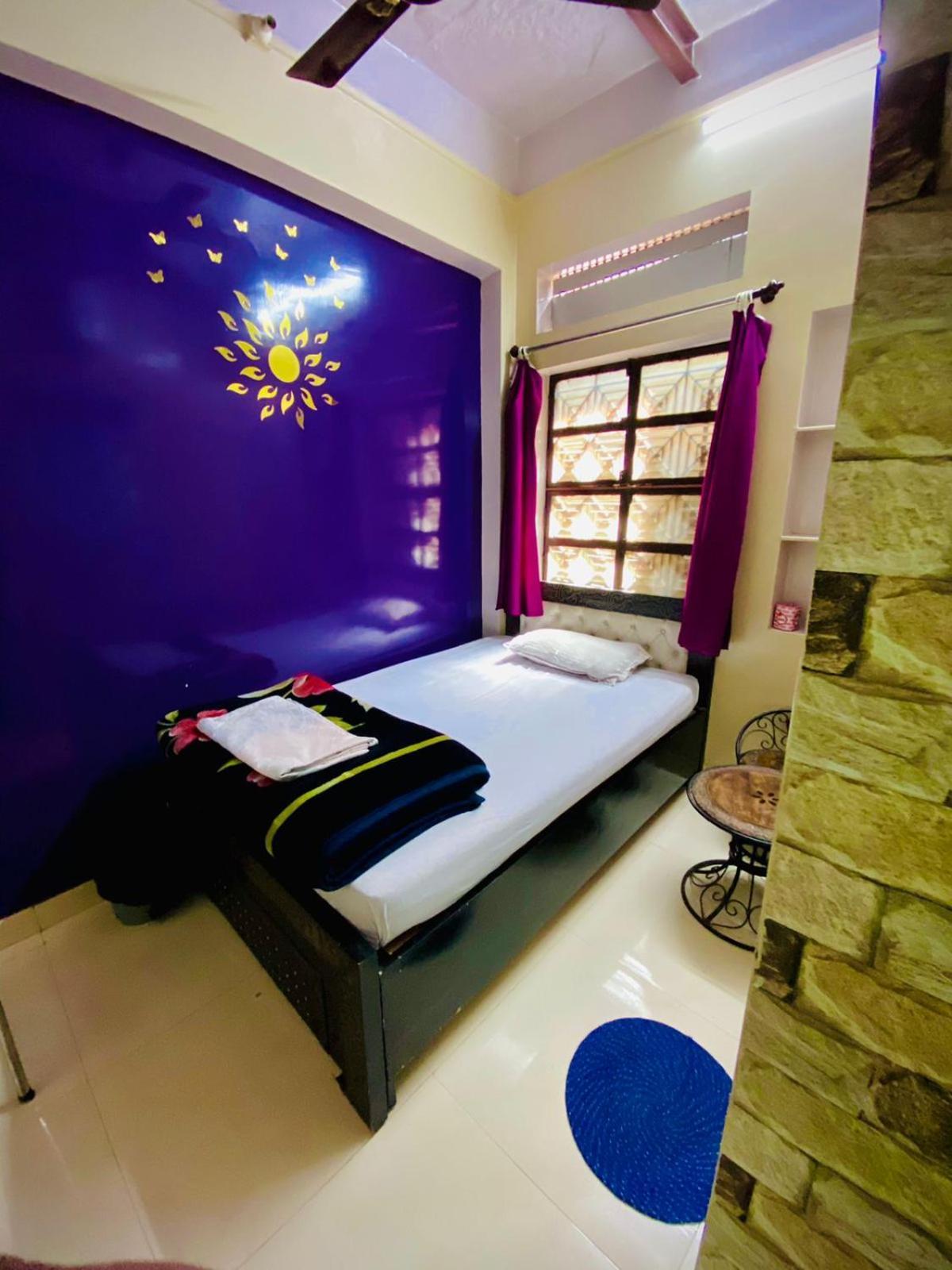 Marigold Guest House فاراناسي المظهر الخارجي الصورة